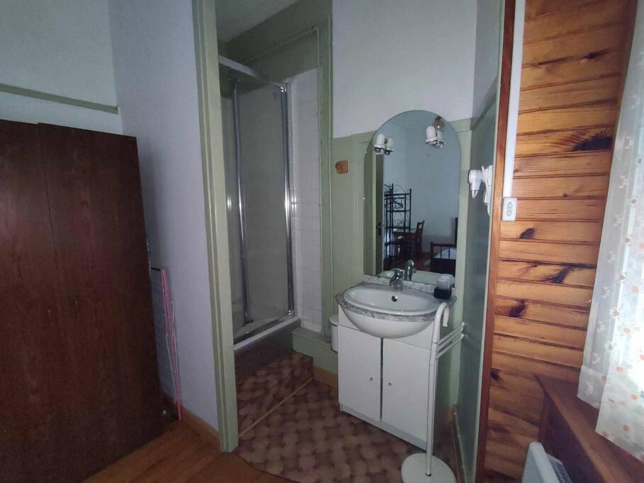 Le Nid Douillet Boheme Linge Fourni Apartment Ла Бурбул Екстериор снимка