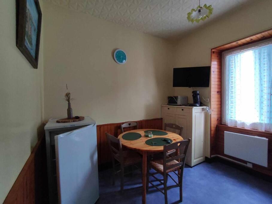 Le Nid Douillet Boheme Linge Fourni Apartment Ла Бурбул Екстериор снимка